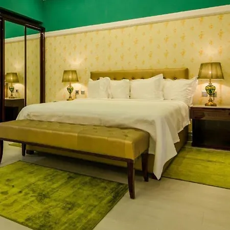 Phoenicia Boutique Navodari